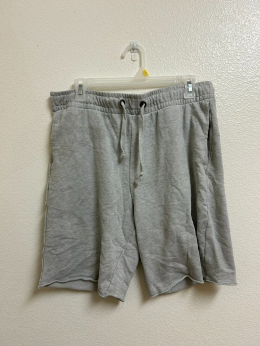 Aéropostale Gray Sweat Shorts (Men's M)